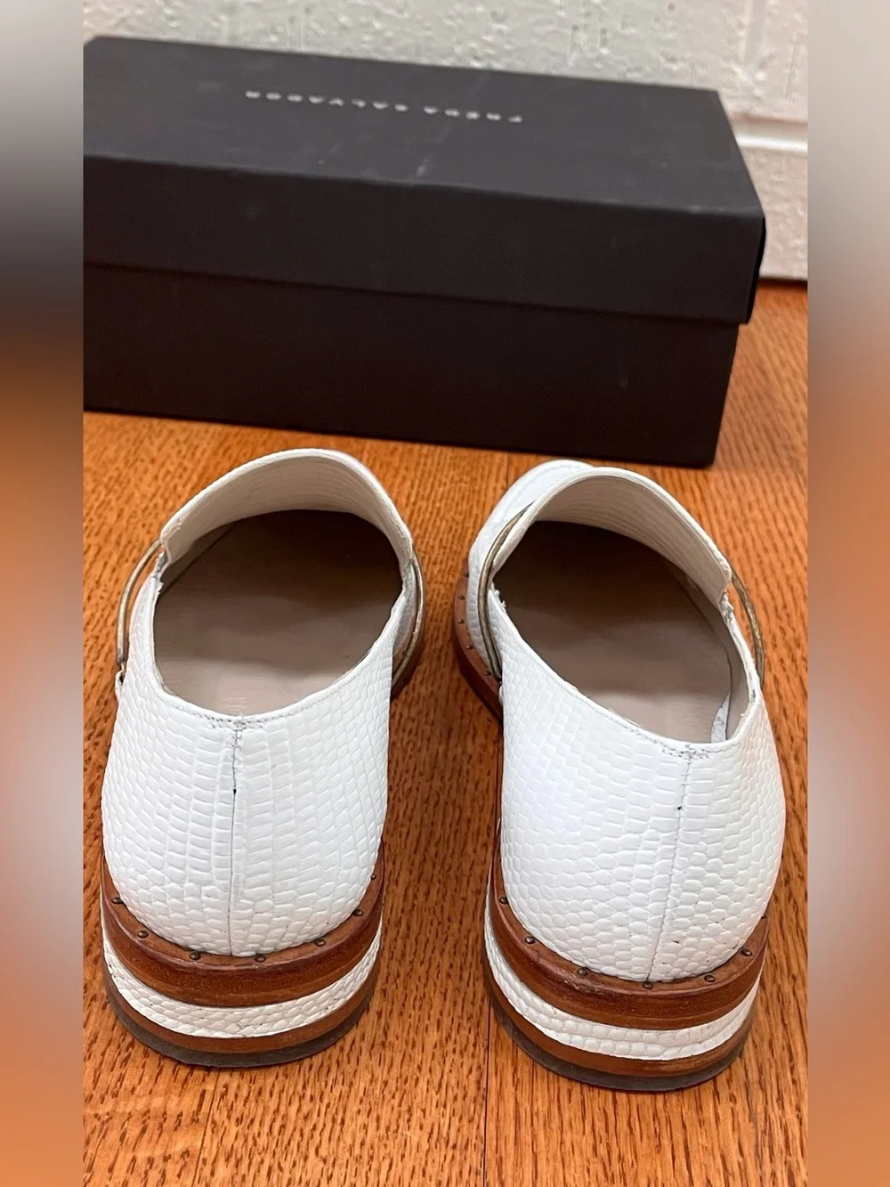 Freda Salvador White reptile-embossed loafers, 6 - Picture 5 of 12